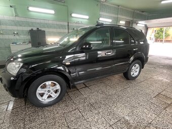 Kia Sorento - 4