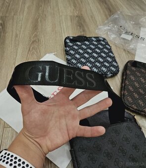 Guess Vezzola. Kabelka úplne nová zabalená je - 4