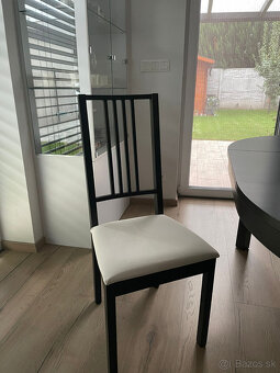 Okrúhly rozkladací stôl IKEA - 4