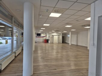 PRENÁJOM OBCHODNÉHO PRIESTORU 250 m² – BULVÁR, ŽILINA ✅ - 4