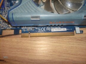 NVIDIA GeForce GT 220 1 GB - 2ks - 10€ spolu - 4