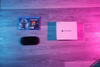 PS Vita s PKGj shopom + Adrenaline - 4