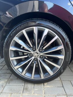 Trinity R19 5x112 57,1 235/40/R19 Pirelli P Zero - 4