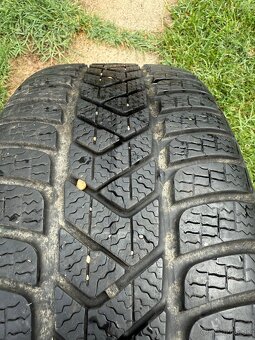 Pirelli Sottozero 225/40 r18 - 4