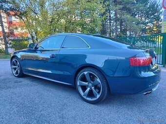 Predám Audi S5 4,2 V8 manuál - 4