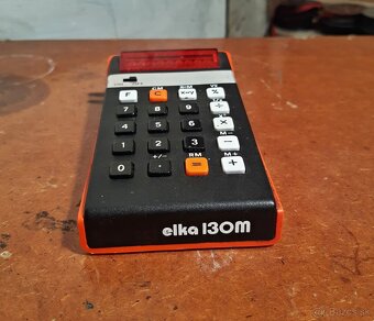 Funkční retro kalkulačka ELKA 130M z roku 1977 - 4