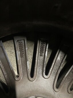 Predám disk Mercedes C AMG 19" - 4