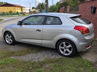 Kia ProCeed 1.4i / mod. 2009 / 130 tisíc KM - 4