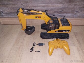 Velky bager na dialkove_REZERVOVANE - 4