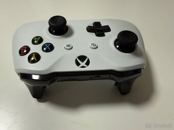 predám gamepad pre XBOX ONE (ONE S, ONE X) - 4