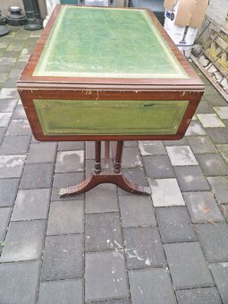 Predám elegantný starožitný písací stôl - 4