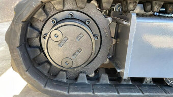 Predám minibager váha 1200 kg bager s nulovým presahom - 4