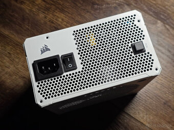 Zdroj Corsair CX650F RGB White - 4