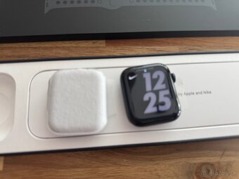 APPLE WATCH 6 NIKE - 4