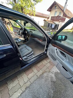 Bmw e38 730d - 4