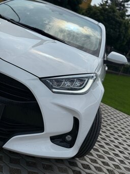 Toyota Yaris , hybrid , automat , 30800 km - 4