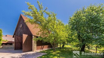 Rodinná usadlosť pri Váhu – domov, ktorý má dušu… aj potenci - 4