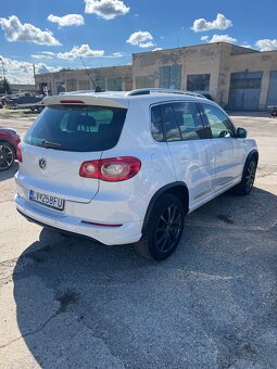 VW Tiguan R-line - 4