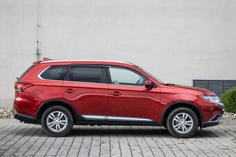 Mitsubishi Outlander 2.0 MIVEC 4WD CVT 110kW /aj na splátky/ - 4