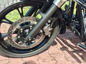 Yamaha XVS 950 Midnight Star - 4