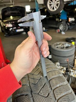 225/55 R17 Pirelli - 4