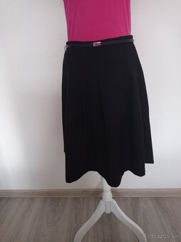 ružová sukňa, sivé rifle, čierna blúzka, čierna sukňa,košele - 4