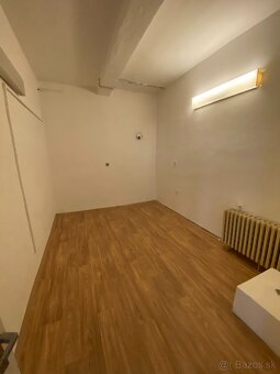 PRENÁJOM obchodných priestorov v Krupine - 4