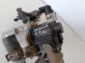 EGR ventil renault megane3 h8200836358 80€ - 4