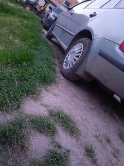 Predam skoda fabia 1.4 - 4