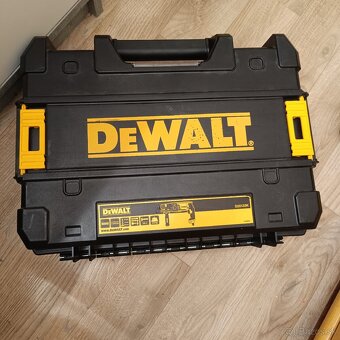 Dewalt nárdie - na predaj (aku priklepka, aku vŕtačka) - 4