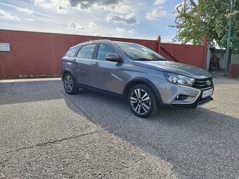 LADA Vesta CROSS SW 1.6 benzín - 4