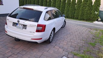Škoda OCTAVIA Combi 2.0 TDI 4x4 xenon - 4