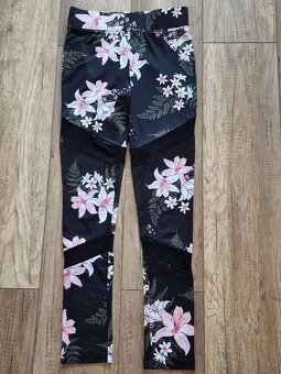 Legíny GUESS - veľkosť XS - 4
