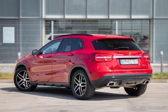 Mercedes-Benz GLA 220 d 4MATIC A/T - 4