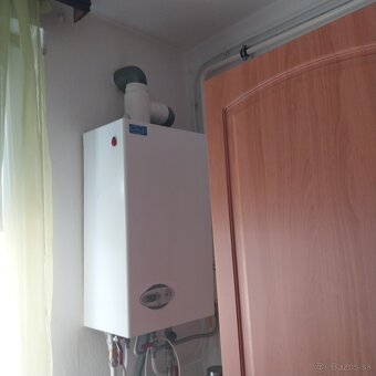 PREDÁM Priestranný 4-izbovy byt HORNÉ OBDOKOVCE - 4