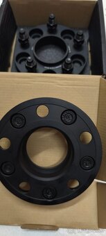 Rozširovacie podlažný Ford 5x114.3,70.5 20mm - 4