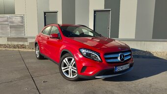 Mercedes GLA trieda 200 d A/T - 4