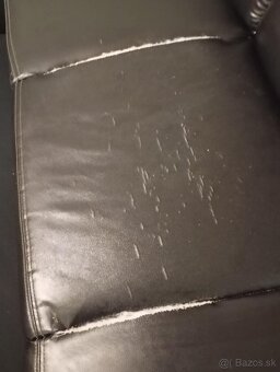 Čierny kožený gauč - 4