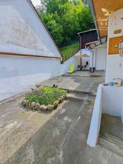 Malebný romantický domček pod lesom - 4