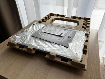 HP ProBook 460 G11 /32 GB RAM / Intel Core Ultra 7 / 1TB SSD - 4