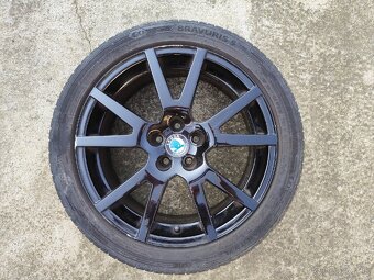 Octavia I RS spider R17" - 4