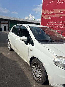 Fiat Grande Punto - 4