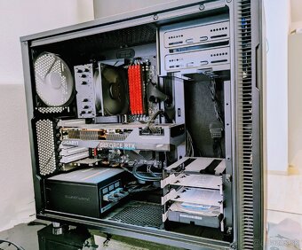 Vykonny PC: AMD 4.2GHz, RTX 3080, RAM 64GB, HDD 2.5TB - 4