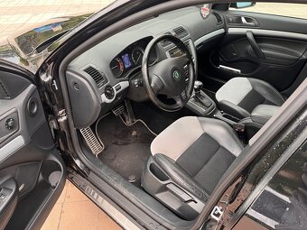 Škoda Octavia II 2.0 TDI DSG CR - 4