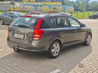 Kia Ceed SW 1,6 Benzin 86000km - 4