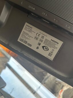 monitor 4K - 4