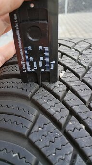 Predám elektróny so zimnými pneu 205x55r16 5x112 r 16 - 4