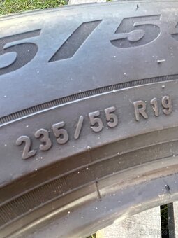 Pirelli 235/55 R19 zimné - 4