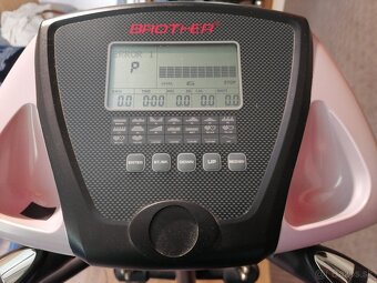 Eliptický trenažér Brother - 4