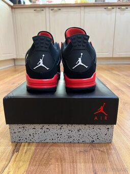 Jordan 4Retro Red Thunder - 4